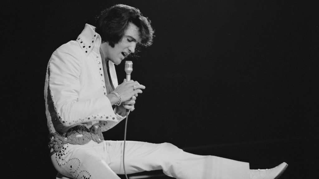 Belo Horizonte recebe espetáculo 'Elvis in Concert' com baixista original do cantor