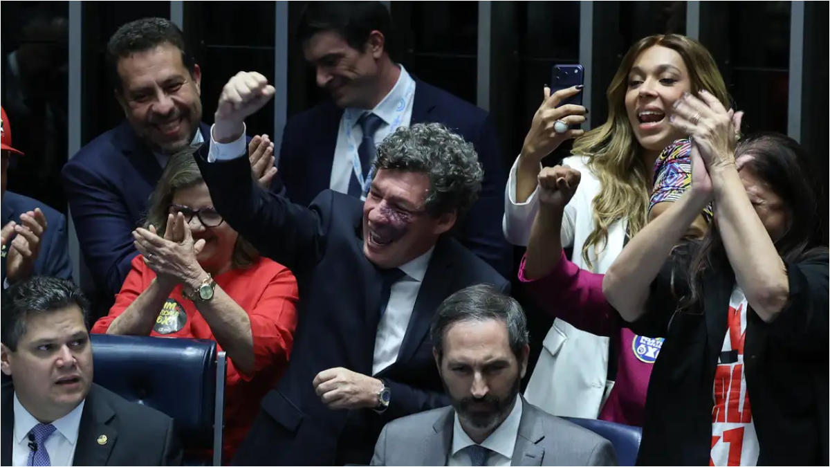 Fim da escala 6×1: veja o que muda, regras de transição e quando entra em vigor - Foto