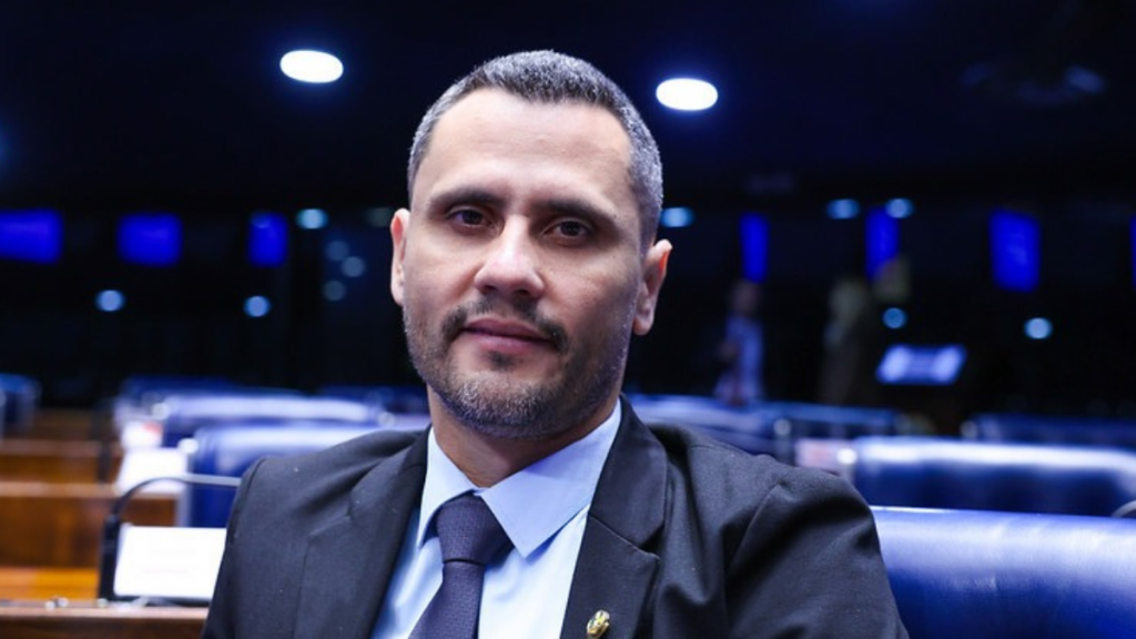 Cleitinho apresenta melhora clínica após passar mal depois de discurso no Senado Federal
