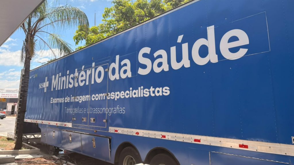 Carreta da Saúde deve reduzir em 50% fila por tomografias em Contagem